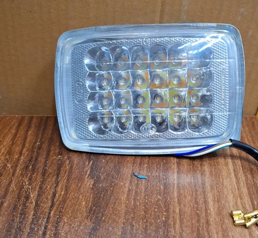 چراغ (بلوری) جلو موتور سیکلت هوندا ال ای دی LED (24 تایی 2 رنگ چشمک زن)