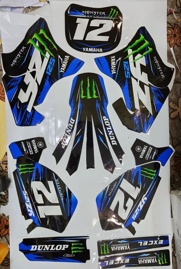 برچسب کامل موتور یاماها YZ125 طرح Monster Energy شماره 12
