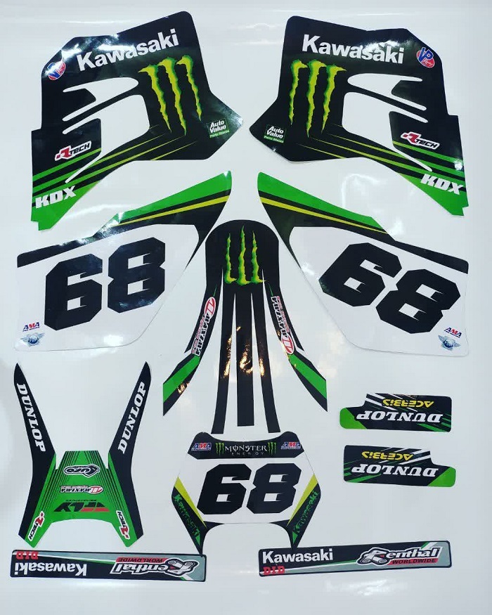 برچسب موتور کاوازاکی KDX طرح Monster Energy شماره 68